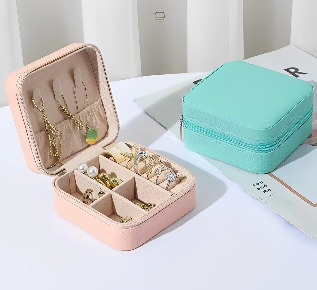 Jewelry Box Travel Jewelry Case Leather Jewelry Organizer Mini Portable Storage Boxes for Womens Rings Necklaces